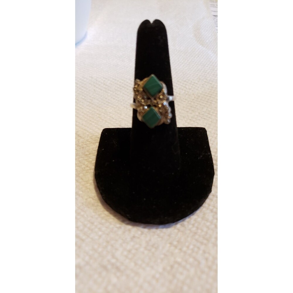 Vintage Sterling ring w Marcasite & malachite stones Preowned size 7.75